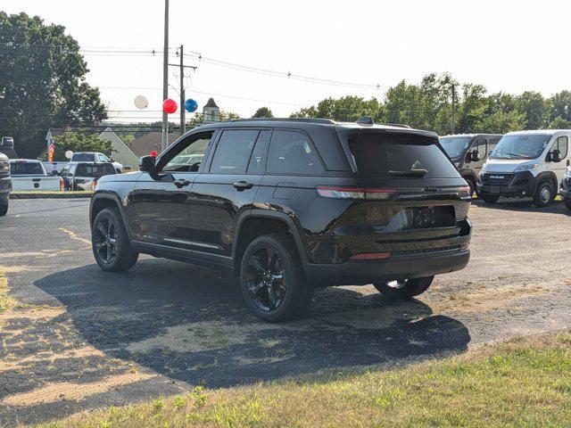 new 2024 Jeep Grand Cherokee car, priced at $47,900