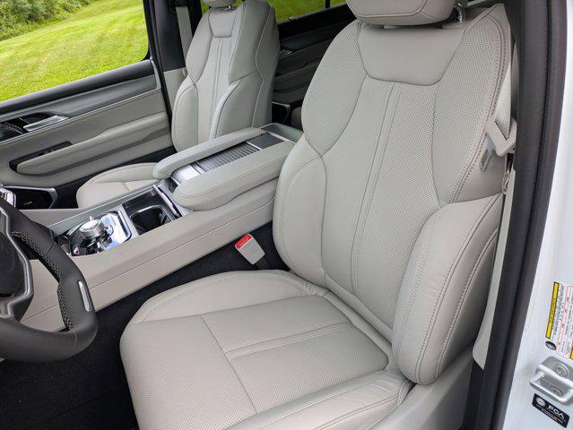 new 2025 Jeep Wagoneer car, priced at $82,035