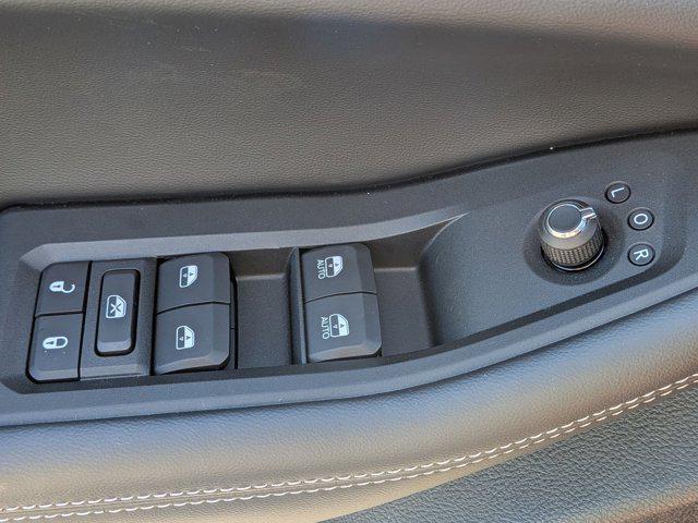 new 2025 Jeep Grand Cherokee car, priced at $51,639