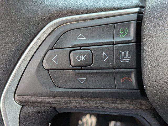 new 2025 Jeep Grand Cherokee car, priced at $51,639