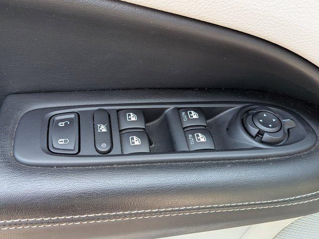 used 2021 Jeep Compass car, priced at $19,900