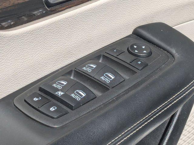 used 2022 Chrysler Pacifica car, priced at $34,500