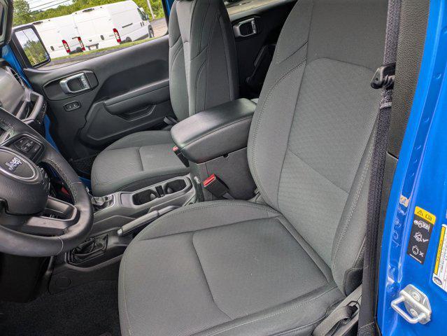 used 2022 Jeep Wrangler Unlimited car, priced at $34,900
