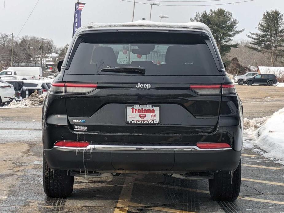 new 2024 Jeep Grand Cherokee 4xe car, priced at $62,152