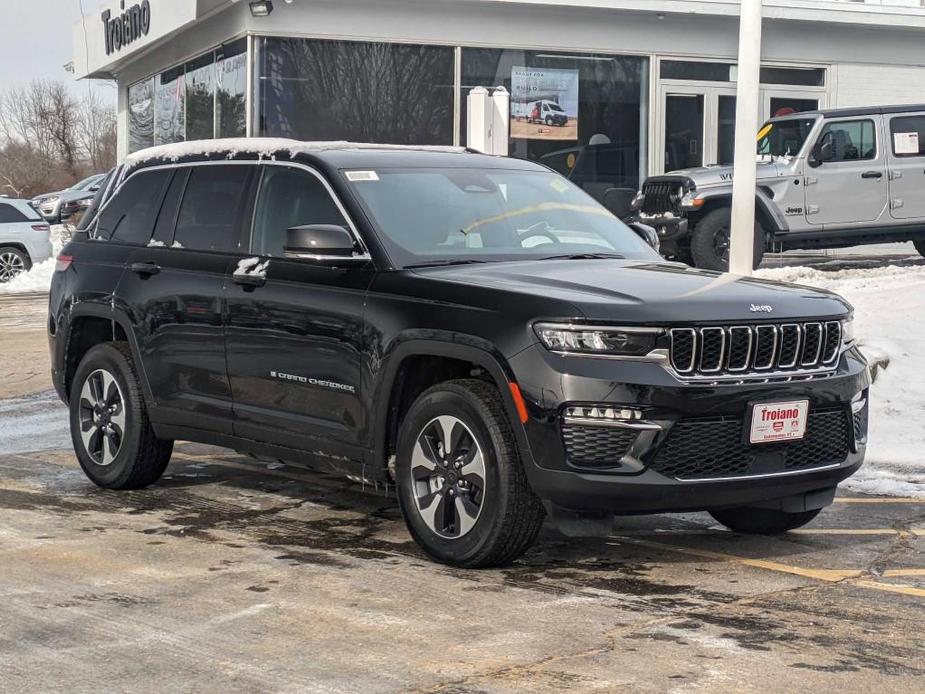 new 2024 Jeep Grand Cherokee 4xe car, priced at $62,152