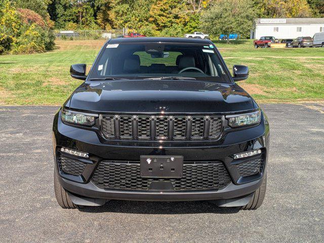 new 2025 Jeep Grand Cherokee car, priced at $48,410