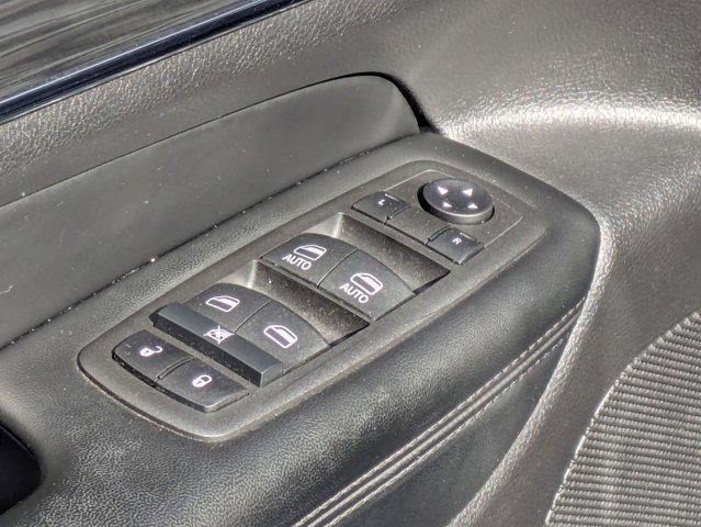 used 2022 Jeep Grand Cherokee car, priced at $27,900
