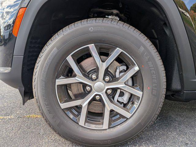 new 2025 Jeep Grand Cherokee L car, priced at $52,110