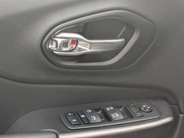 used 2022 Jeep Cherokee car, priced at $24,900