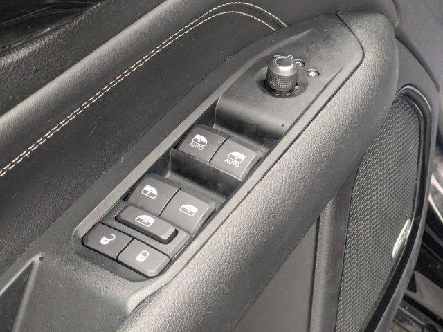 used 2022 Jeep Compass car, priced at $27,500
