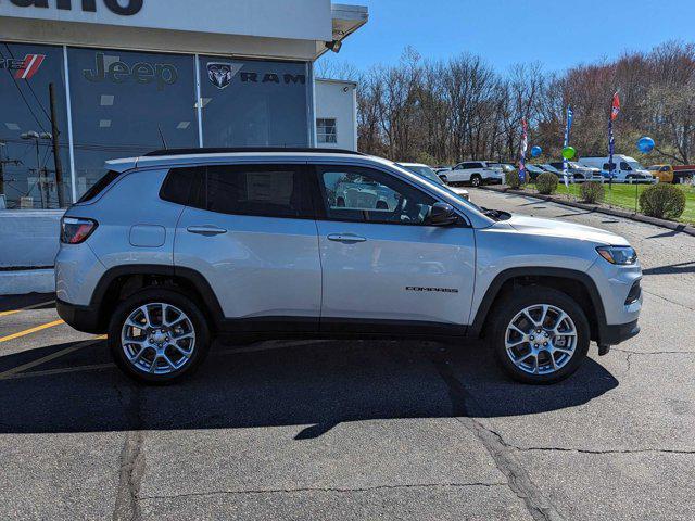 new 2024 Jeep Compass car, priced at $36,905