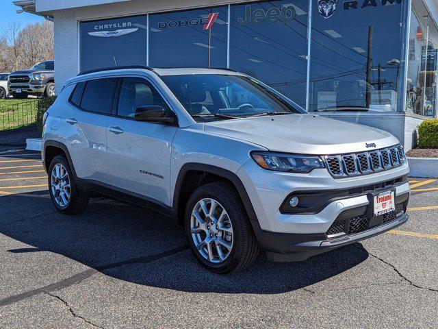 new 2024 Jeep Compass car, priced at $36,905