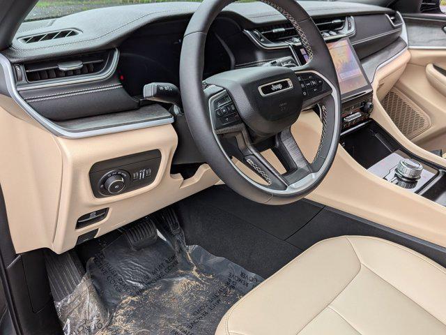 used 2024 Jeep Grand Cherokee car, priced at $44,500
