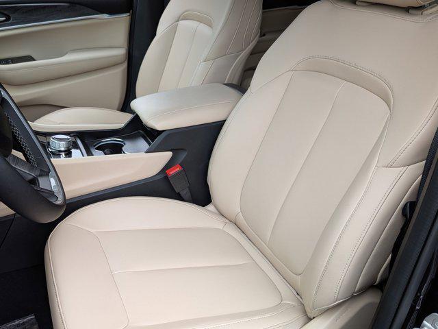 used 2024 Jeep Grand Cherokee car, priced at $44,500