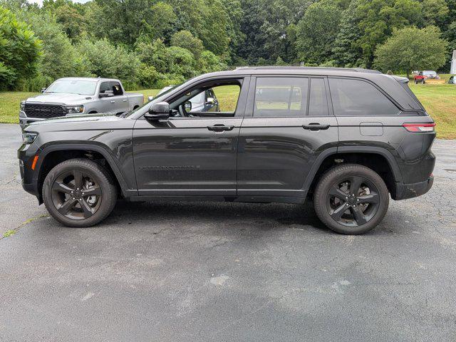 used 2024 Jeep Grand Cherokee car, priced at $44,500