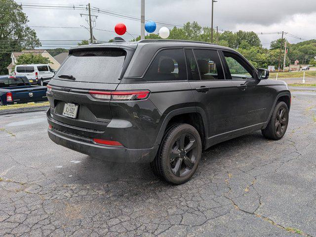 used 2024 Jeep Grand Cherokee car, priced at $44,500