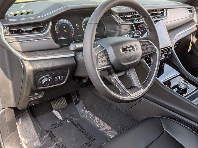 new 2025 Jeep Grand Cherokee car