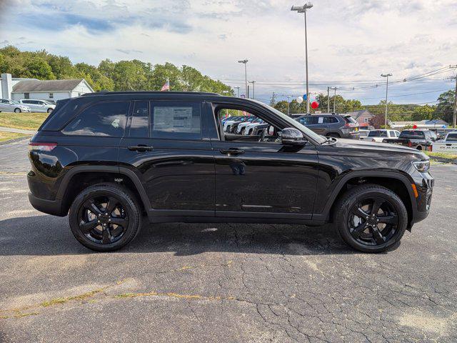 new 2025 Jeep Grand Cherokee car