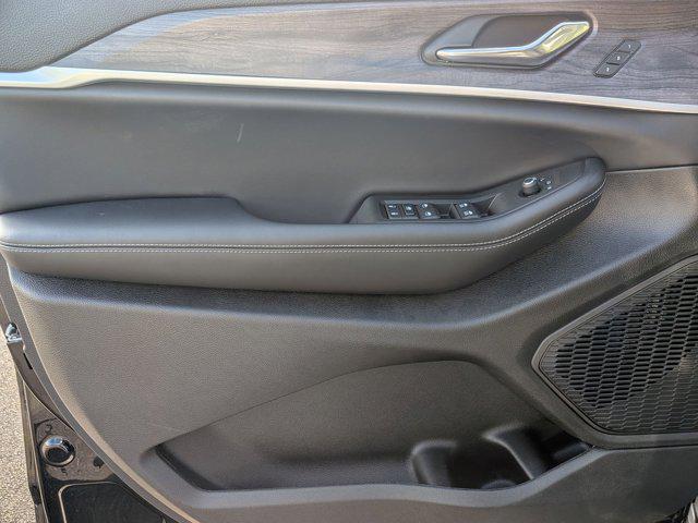 new 2025 Jeep Grand Cherokee car