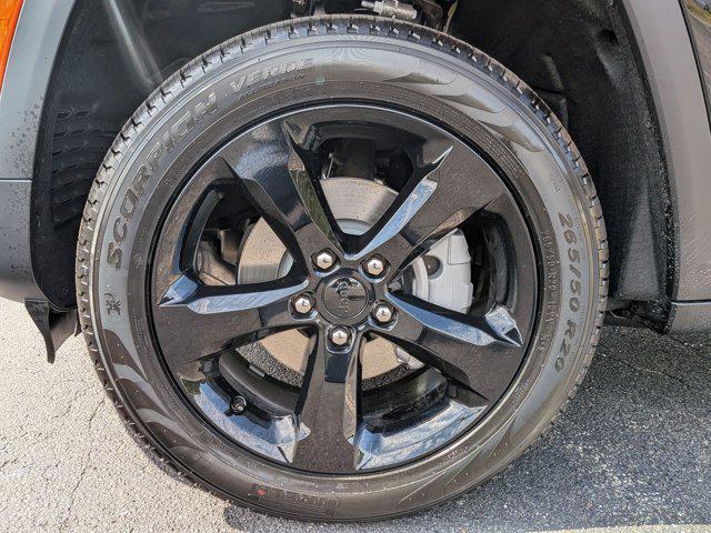 new 2025 Jeep Grand Cherokee car