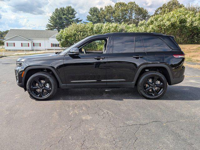 new 2025 Jeep Grand Cherokee car
