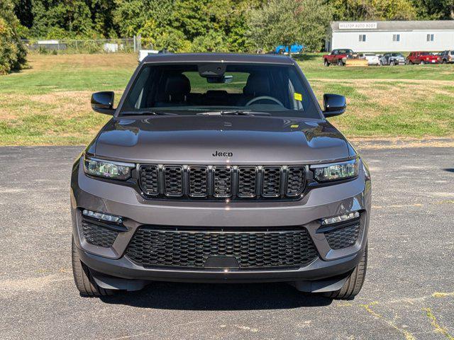 new 2025 Jeep Grand Cherokee car, priced at $51,639