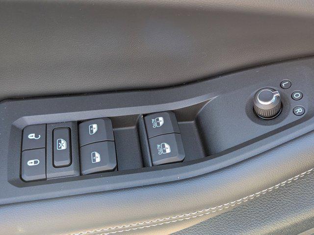 new 2025 Jeep Grand Cherokee car, priced at $51,639