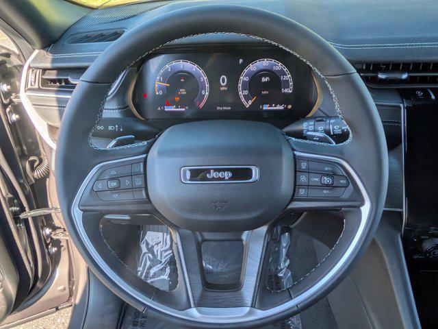new 2025 Jeep Grand Cherokee car, priced at $51,639