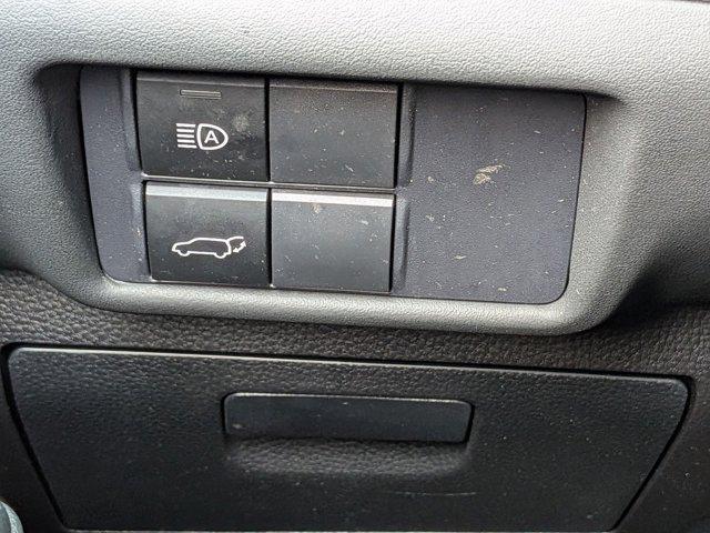 used 2021 Toyota Highlander car, priced at $29,900