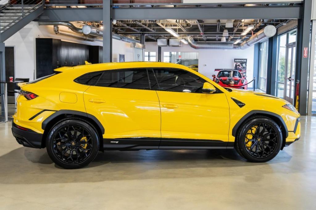 used 2024 Lamborghini Urus car, priced at $267,777