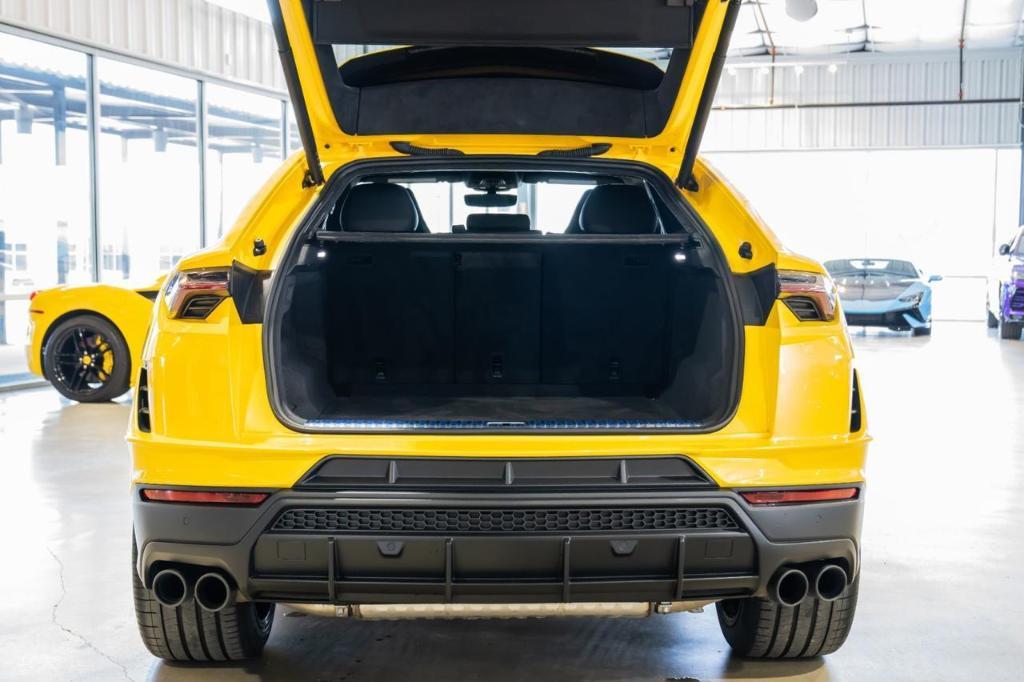 used 2024 Lamborghini Urus car, priced at $267,777