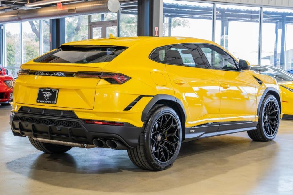 used 2024 Lamborghini Urus car, priced at $267,777