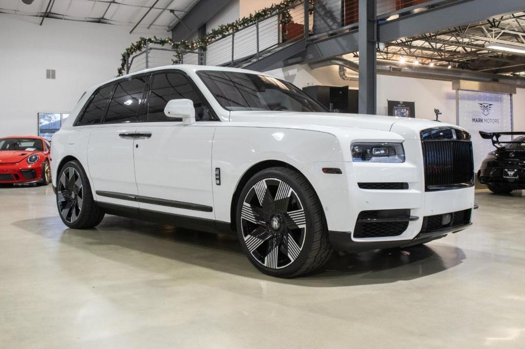 used 2023 Rolls-Royce Cullinan car, priced at $354,777