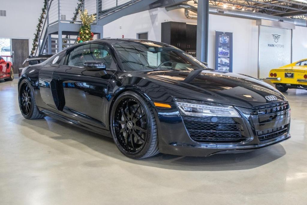 used 2014 Audi R8 car, priced at $129,888