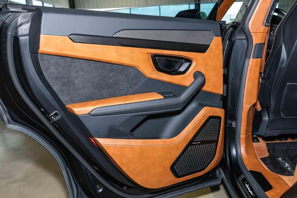 used 2023 Lamborghini Urus car, priced at $244,816
