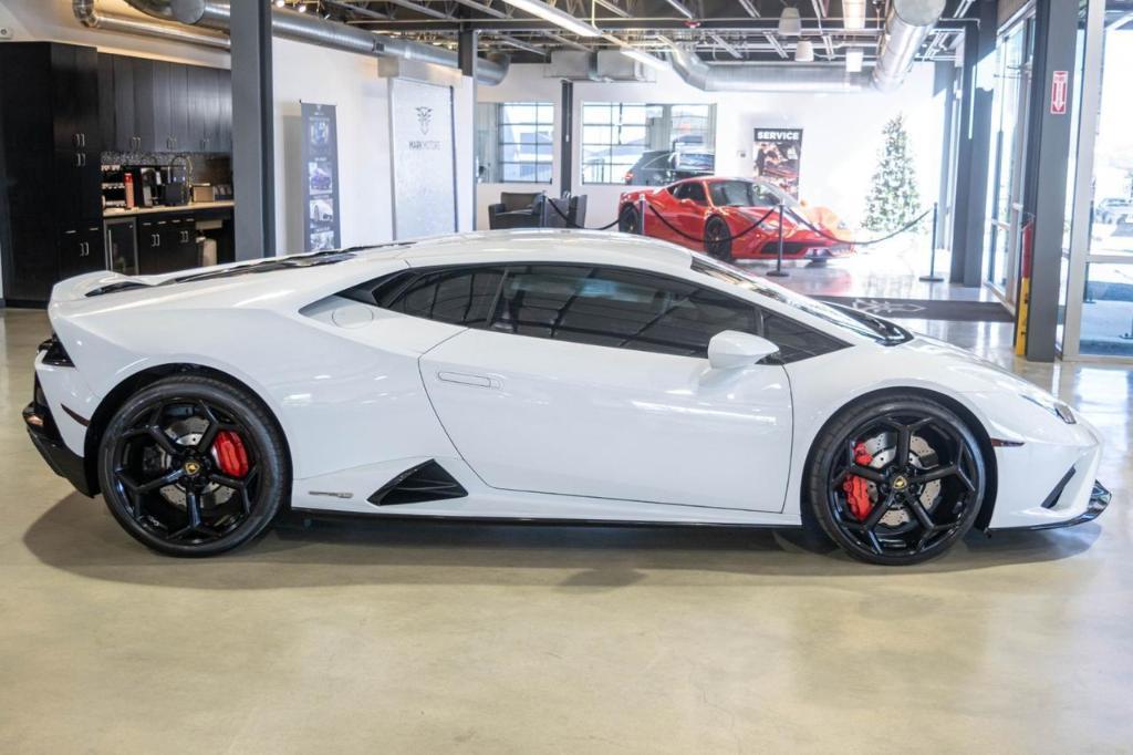 used 2021 Lamborghini Huracan EVO car, priced at $269,888