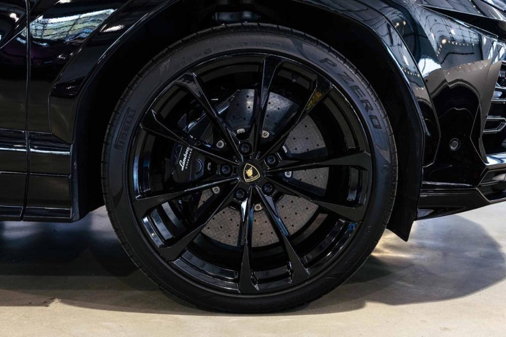 used 2021 Lamborghini Urus car, priced at $209,831