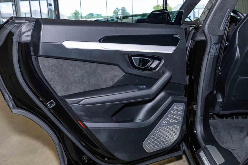 used 2021 Lamborghini Urus car, priced at $209,831