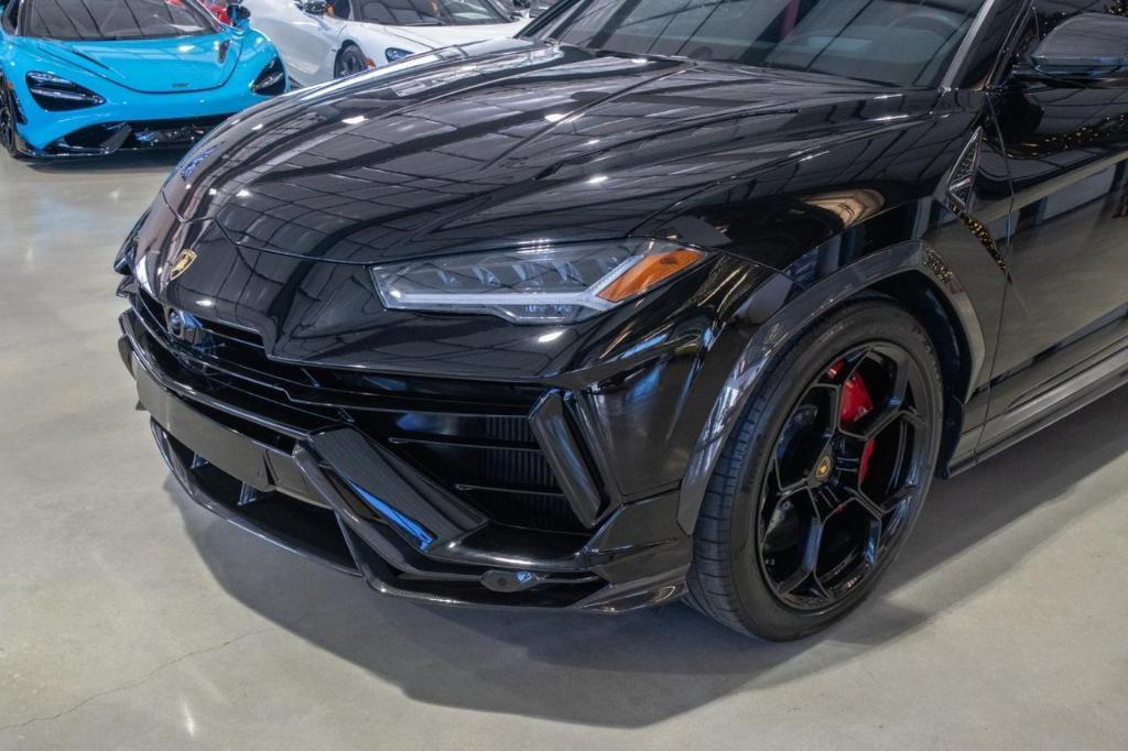 used 2023 Lamborghini Urus car, priced at $299,888