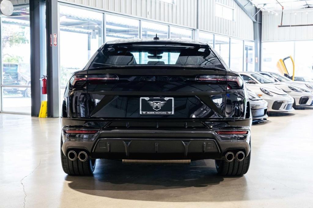 used 2024 Lamborghini Urus car, priced at $314,814