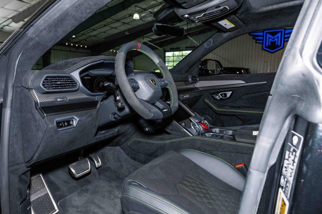 used 2024 Lamborghini Urus car, priced at $314,814