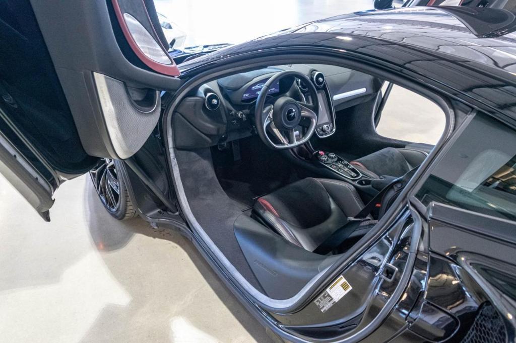 used 2023 McLaren GT car, priced at $184,777