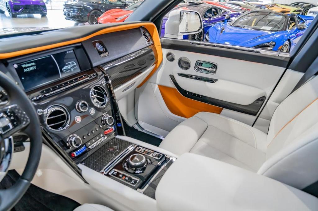 used 2021 Rolls-Royce Cullinan car, priced at $315,888