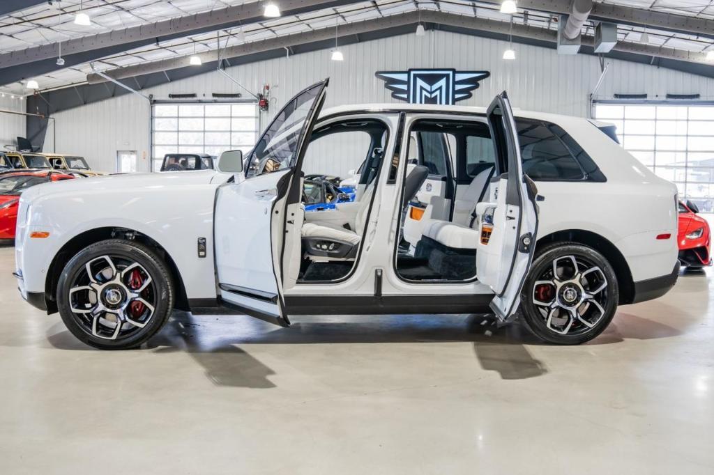 used 2021 Rolls-Royce Cullinan car, priced at $315,888