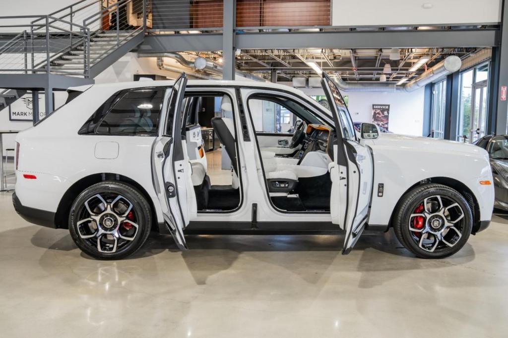 used 2021 Rolls-Royce Cullinan car, priced at $315,888