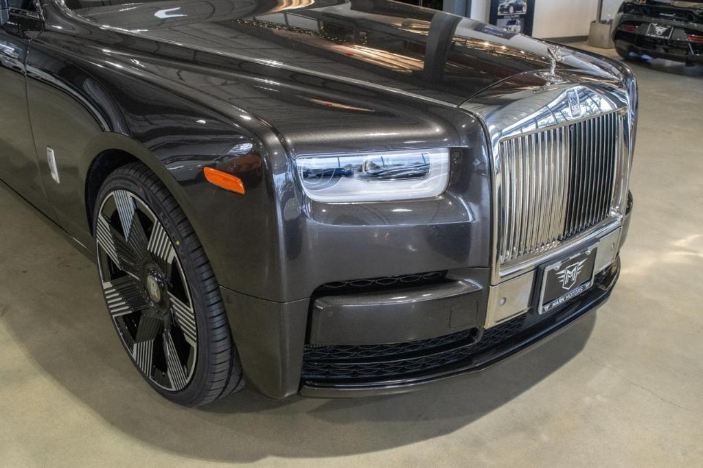 used 2019 Rolls-Royce Phantom car, priced at $348,777