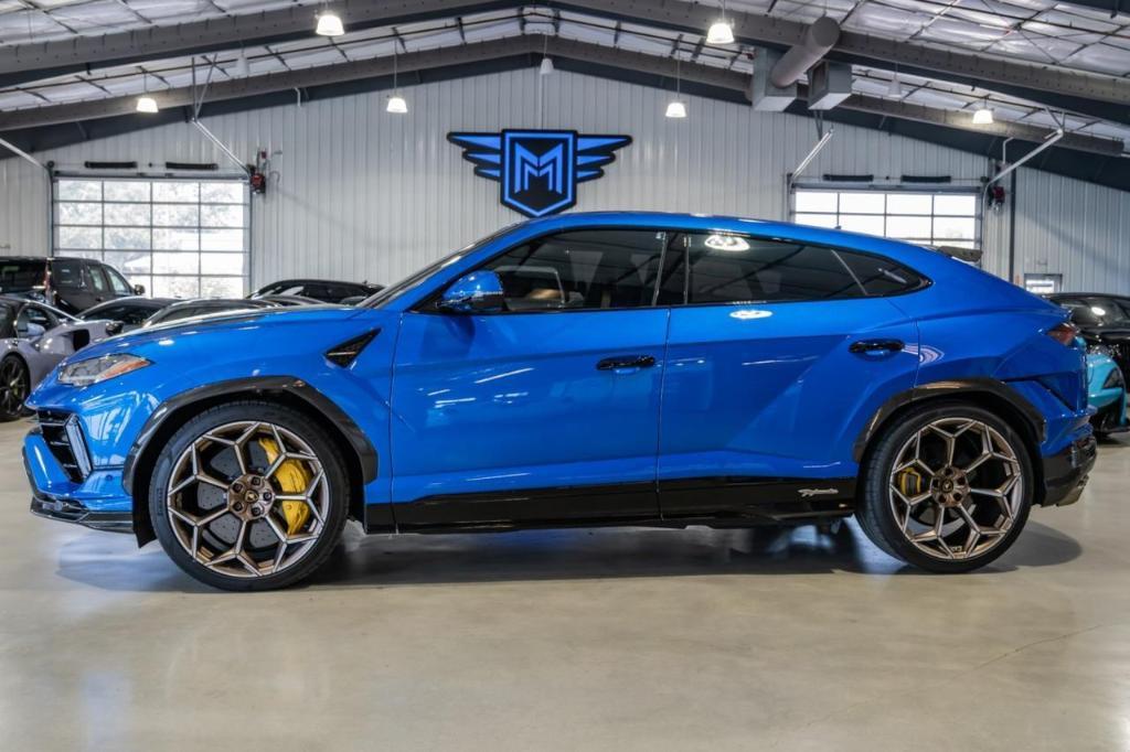 used 2024 Lamborghini Urus car, priced at $308,777