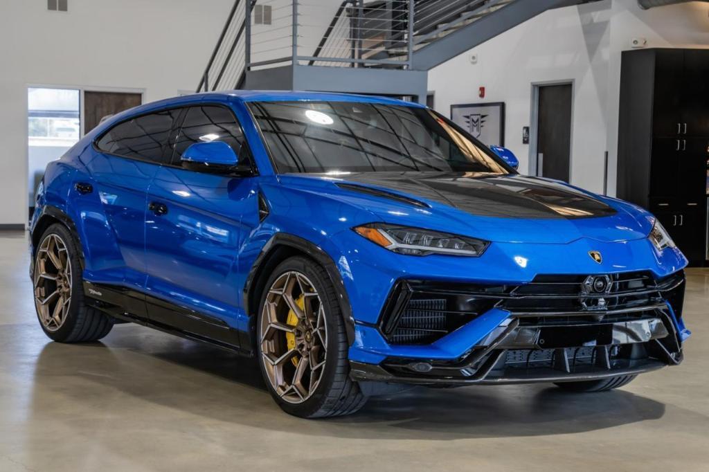 used 2024 Lamborghini Urus car, priced at $308,777