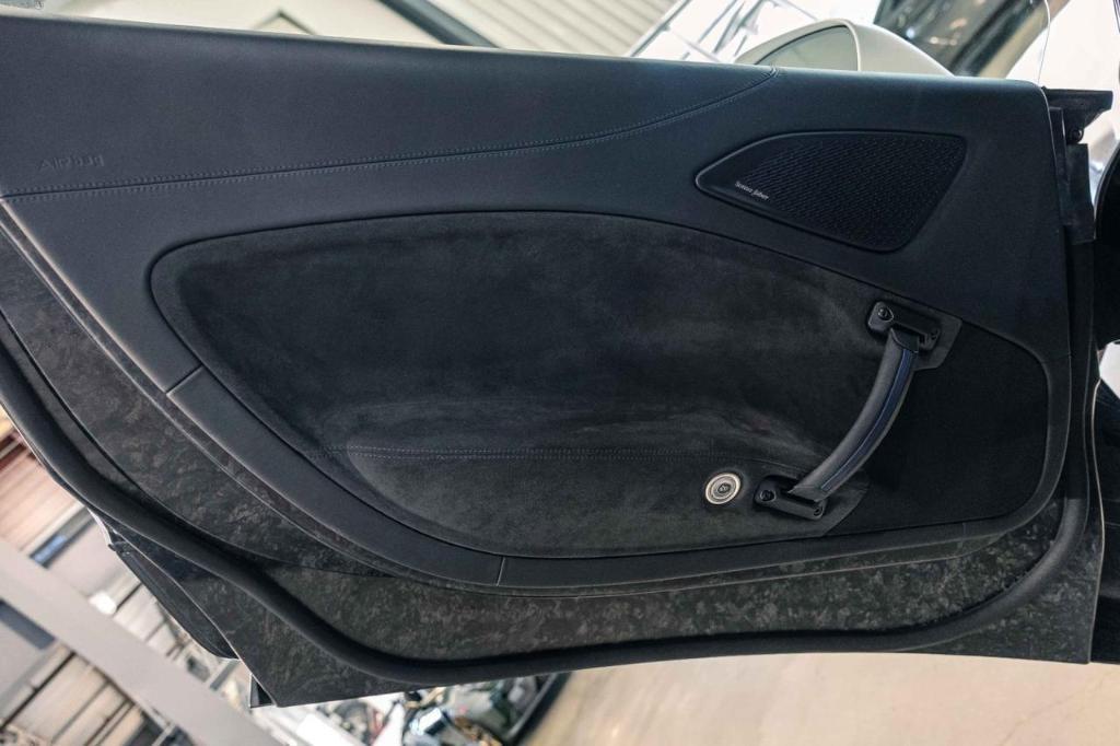 used 2022 Maserati MC20 car, priced at $174,918