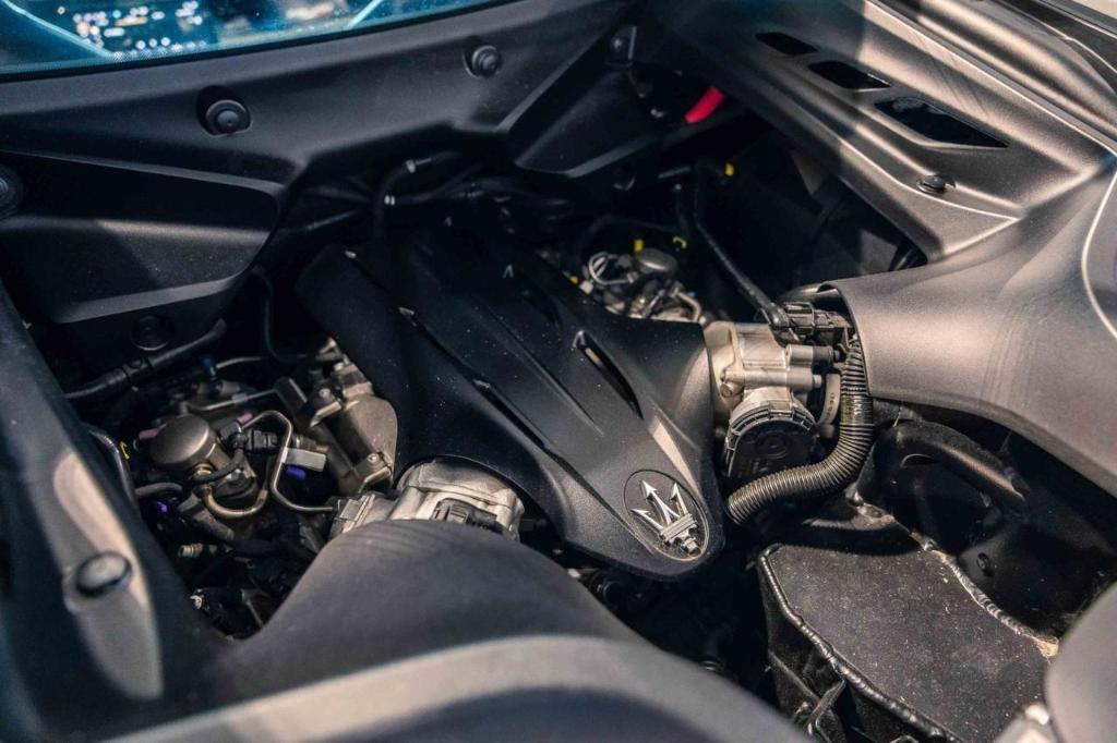 used 2022 Maserati MC20 car, priced at $174,918